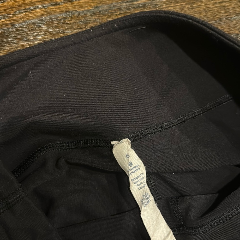 Lululemon Wunder Under Cropped Solid Black Leggin… - image 4